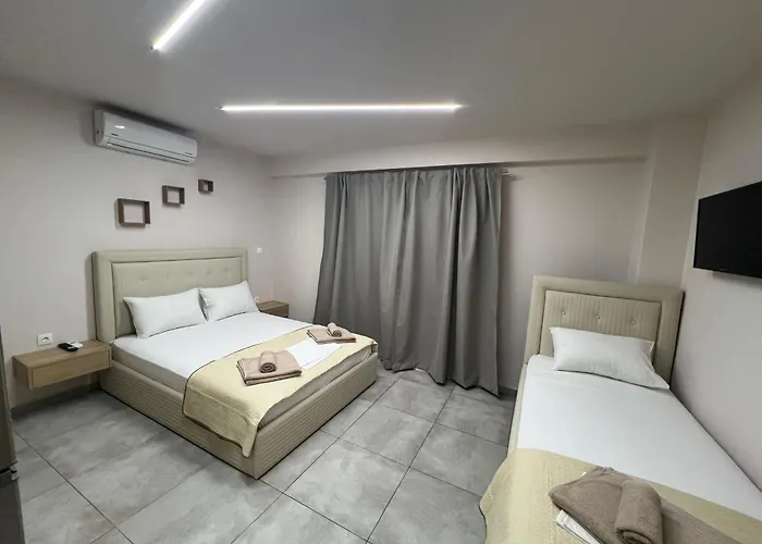 F&m House Semi Basement 3* سارتي